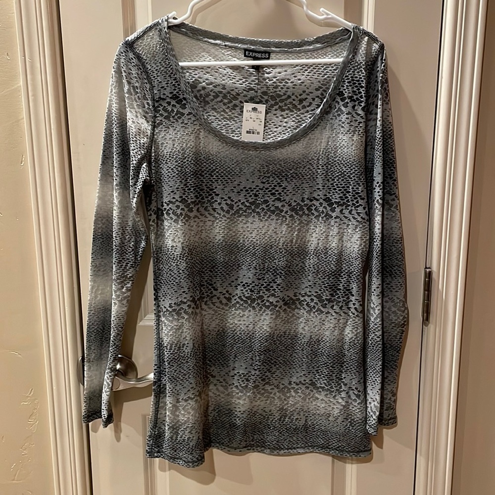 Express snakeskin long sleeve tee